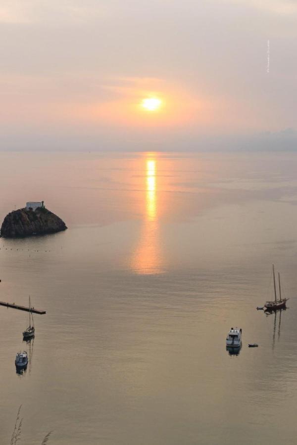 Villa Isabella Ponza Dış mekan fotoğraf